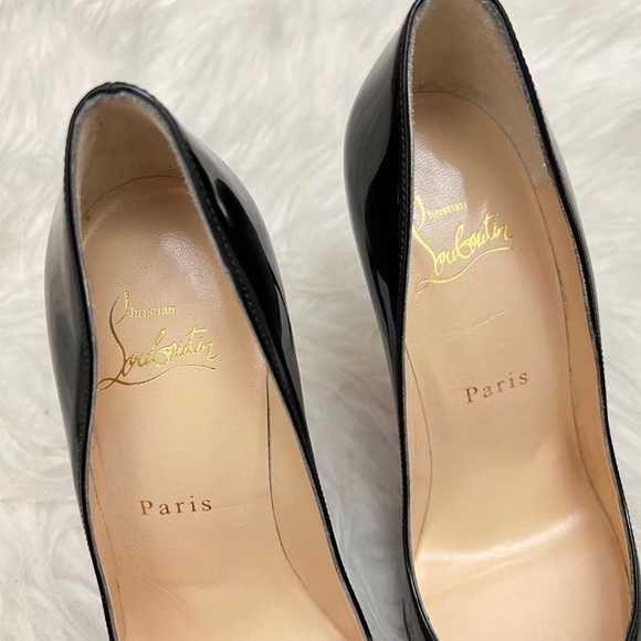 ❤️SOLD❤️Christian Louboutin Pigalle Follies 35.5 Black - Picture 8 of 10